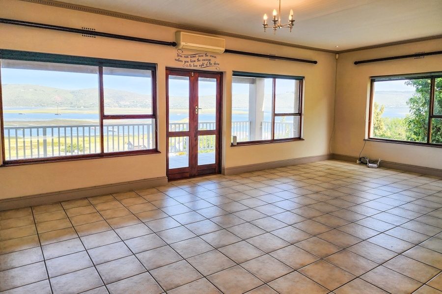 4 Bedroom Property for Sale in Westhill Western Cape